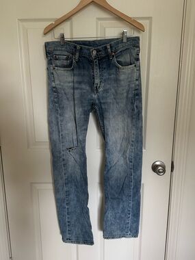 Levi Men’s Jeans 513